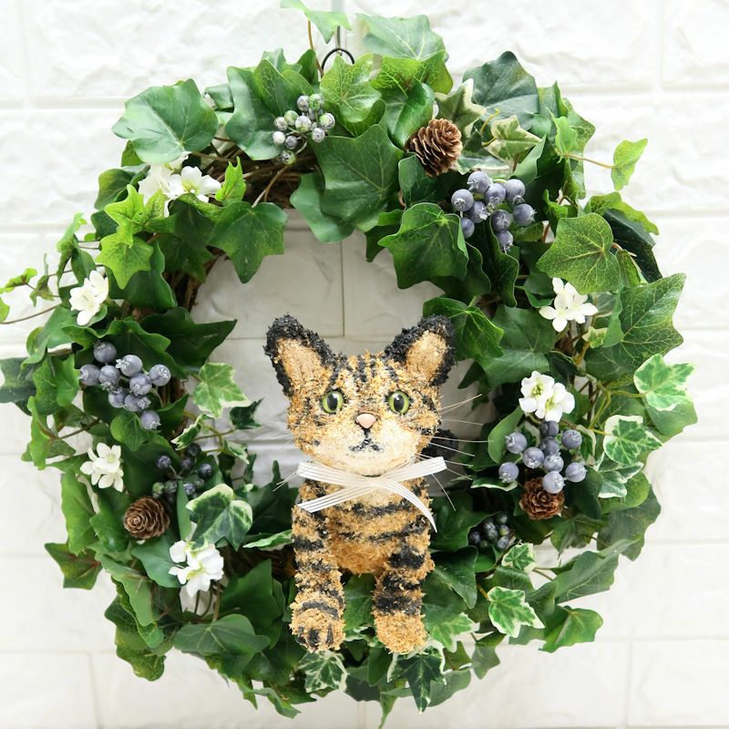 キジトラ猫のクリスマスリース-猫好きクリスマス